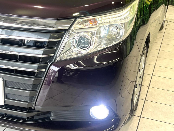 2014 Toyota Noah DBA-ZRR80G (UW-6a223fbb418f4)[14]