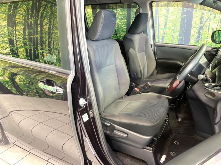 2014 Toyota Noah DBA-ZRR80G (UW-6a223fbb418f4)[22]