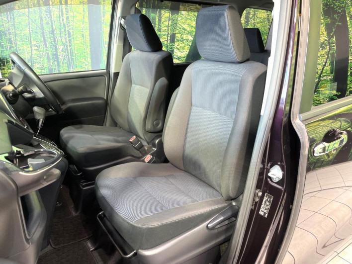 2014 Toyota Noah DBA-ZRR80G (UW-6a223fbb418f4)[24]