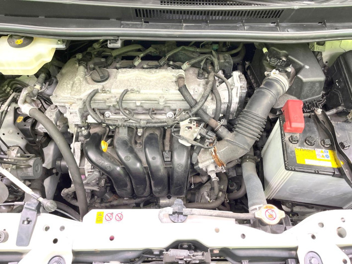 2018 Toyota Noah DBA-ZRR80W (UW-6a223fbfd0e8a)[18]