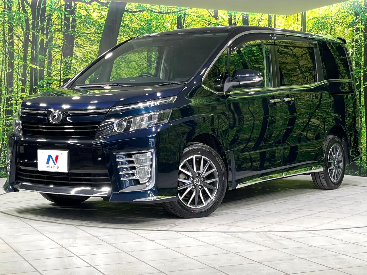 2014 Toyota Voxy DBA-ZRR85W