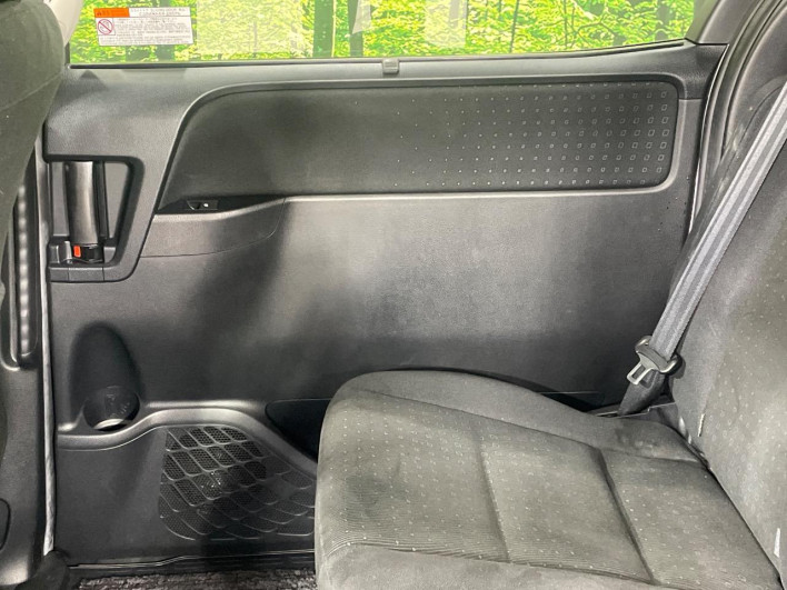 2016 Toyota Noah DBA-ZRR85G (UW-6a223fc5919d4)[21]