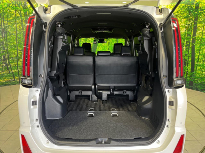 2021 Toyota Noah 3BA-ZRR85W (UW-6a223fc75ee14)[29]