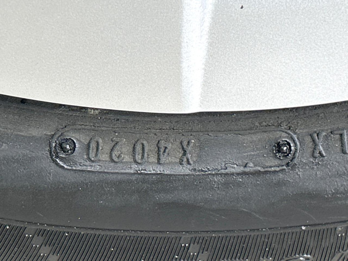 2011 Toyota Prius DAA-ZVW30 (UW-6a223fd2c6c1c)[18]