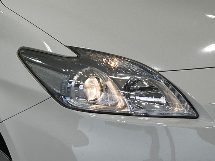 2011 Toyota Prius DAA-ZVW30 (UW-6a223fd2c6c1c)[13]