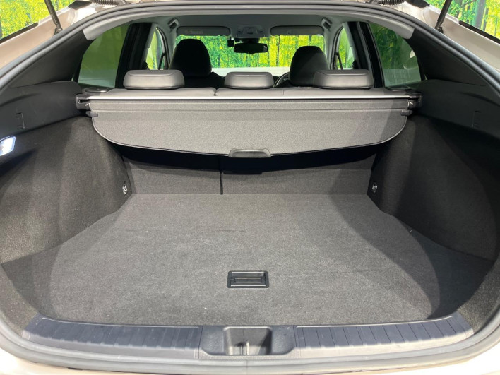 2016 Toyota Prius DAA-ZVW51 (UW-6a223fd7d06b6)[27]