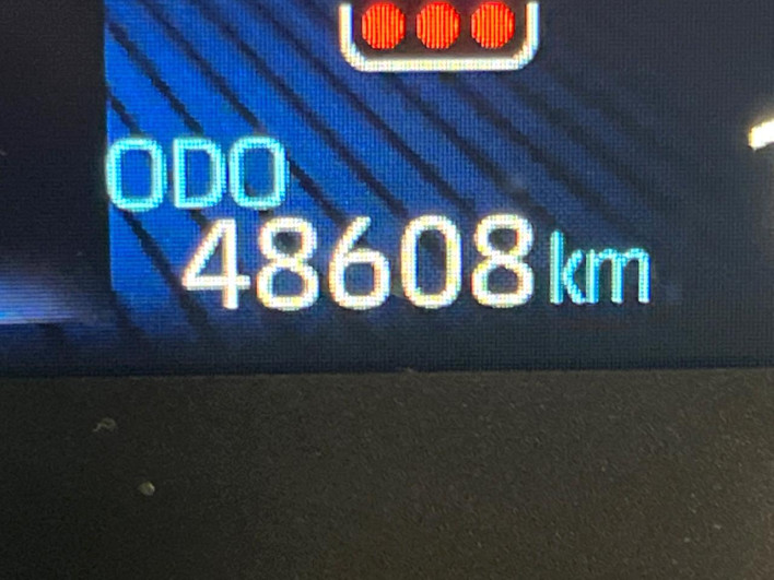 2022 Toyota Voxy 6AA-ZWR90W (UW-6a223fee80847)[2]