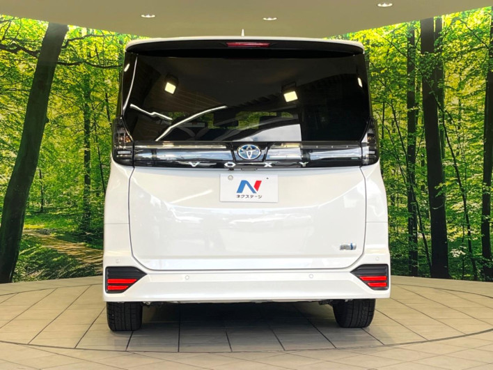 2022 Toyota Voxy 6AA-ZWR90W (UW-6a223fee80847)[16]