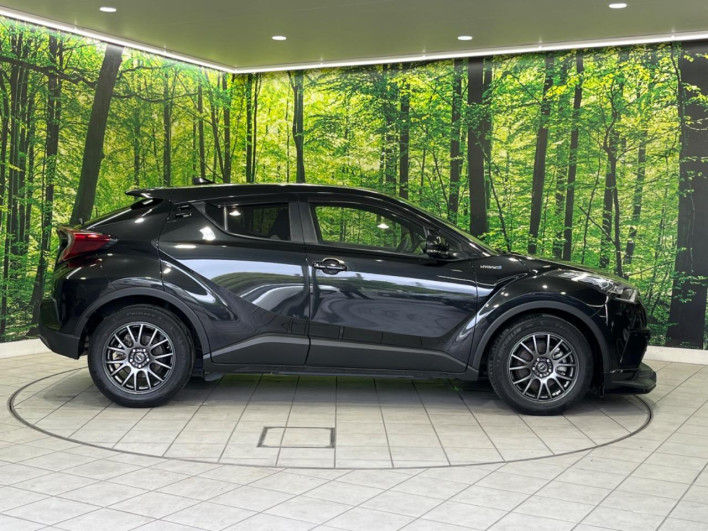 2018 Toyota C-HR DAA-ZYX10 (UW-6a223ff376d1f)[7]