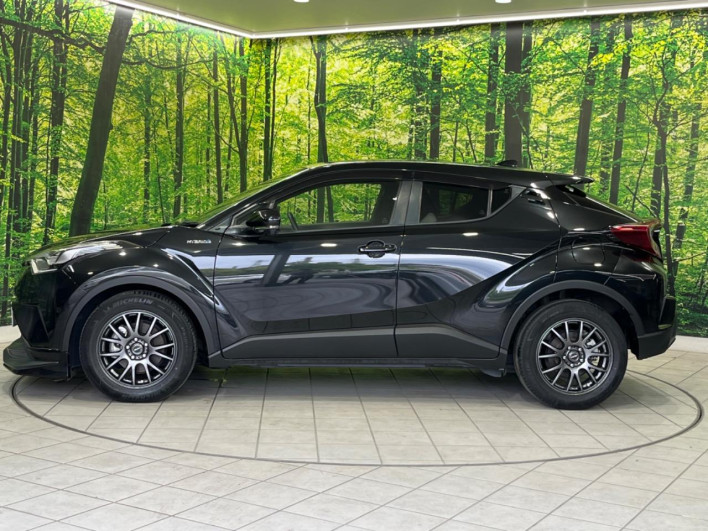 2018 Toyota C-HR DAA-ZYX10 (UW-6a223ff376d1f)[11]