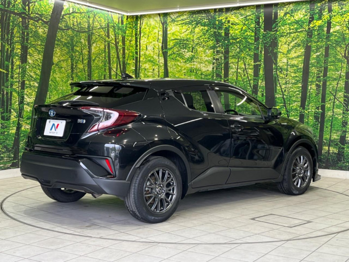 2018 Toyota C-HR DAA-ZYX10 (UW-6a223ff376d1f)[8]