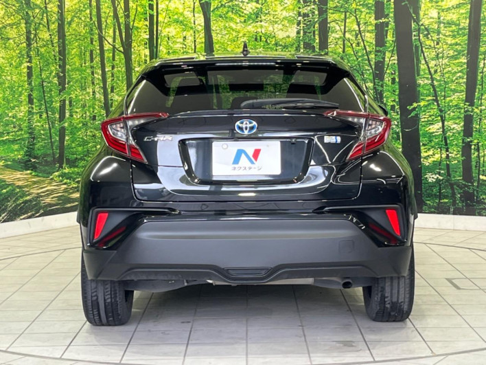 2018 Toyota C-HR DAA-ZYX10 (UW-6a223ff376d1f)[9]