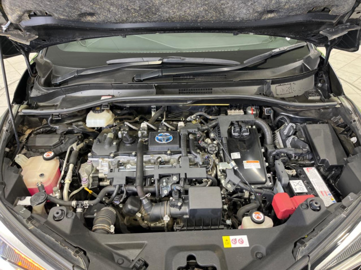 2018 Toyota C-HR DAA-ZYX10 (UW-6a223ff376d1f)[16]