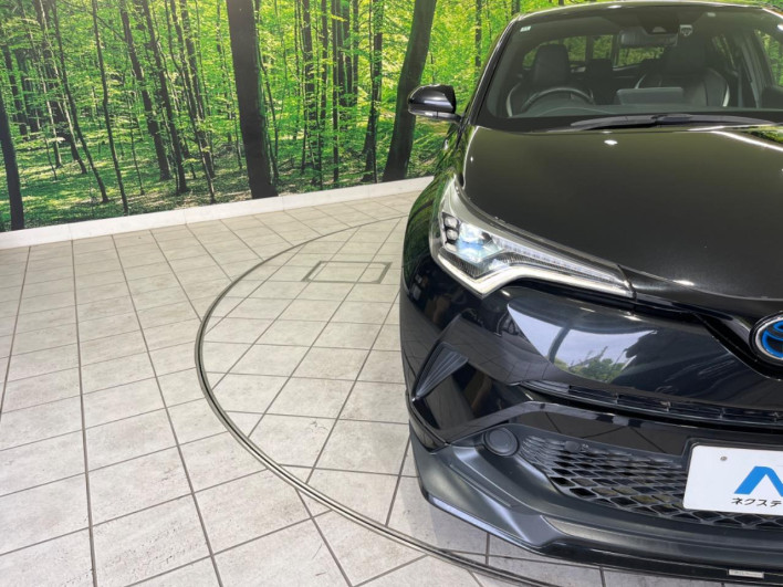 2018 Toyota C-HR DAA-ZYX10 (UW-6a223ff376d1f)[26]