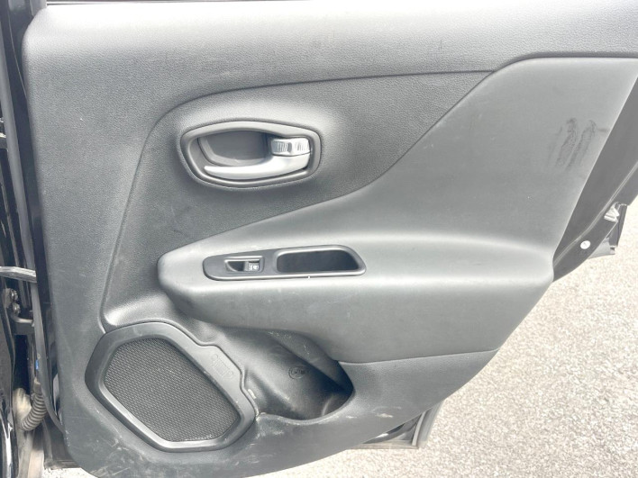 2019 Chrysler Jeep Renegade 3BA-BU13 (UW-6a238ec5df849)[20]