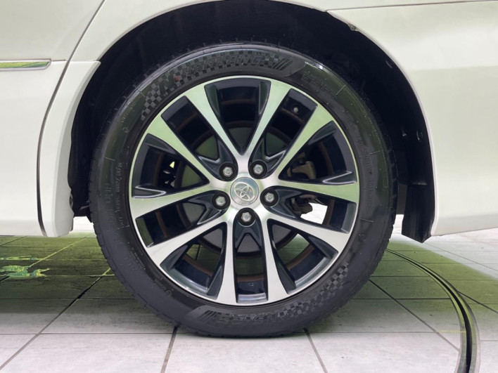 2013 Toyota Estima DBA-ACR50W (UW-6a238ee53bd78)[20]