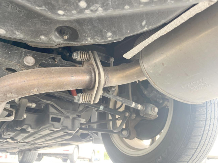 2014 Toyota Camry DAA-AVV50 (UW-6a238efb6f844)[23]