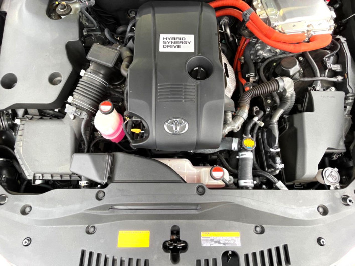 2013 Toyota Crown Hybrid DAA-AWS210 (UW-6a238efd7bd41)[4]