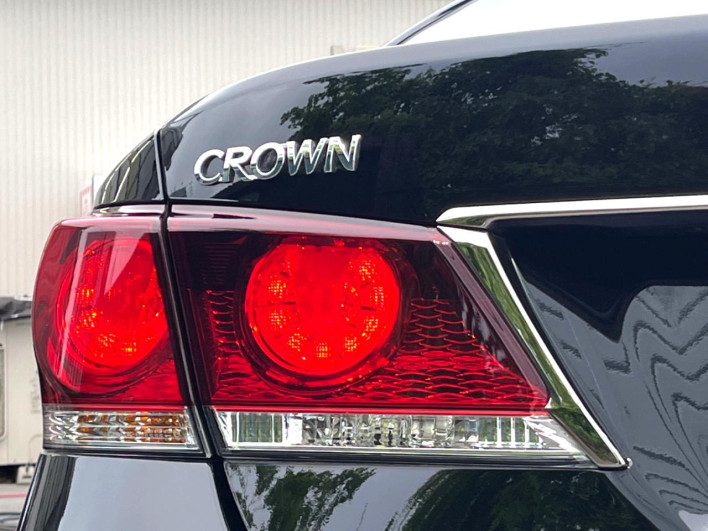 2015 Toyota Crown Hybrid DAA-AWS210 (UW-6a238efd9b0a8)[24]