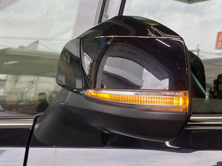 2022 Toyota Alphard Hybrid 6AA-AYH30W (UW-6a238f09647b7)[6]