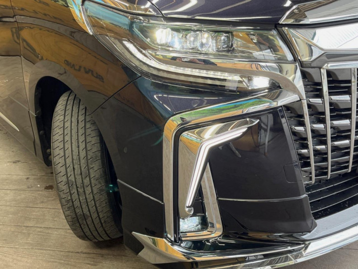 2022 Toyota Alphard Hybrid 6AA-AYH30W (UW-6a238f09647b7)[12]