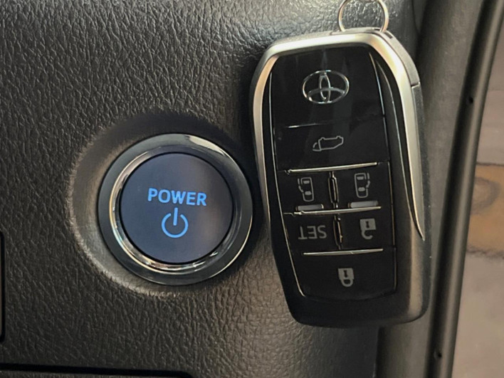 2022 Toyota Alphard Hybrid 6AA-AYH30W (UW-6a238f09647b7)[24]