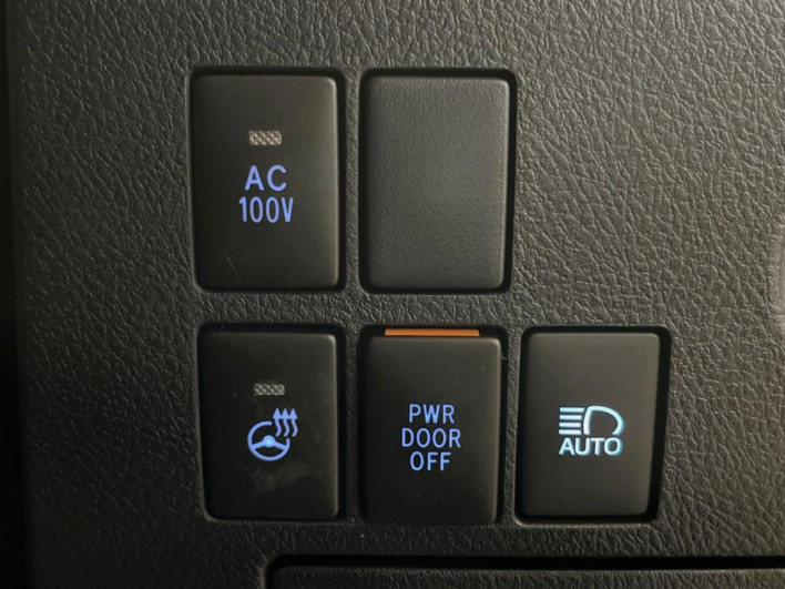 2022 Toyota Alphard Hybrid 6AA-AYH30W (UW-6a238f09647b7)[22]