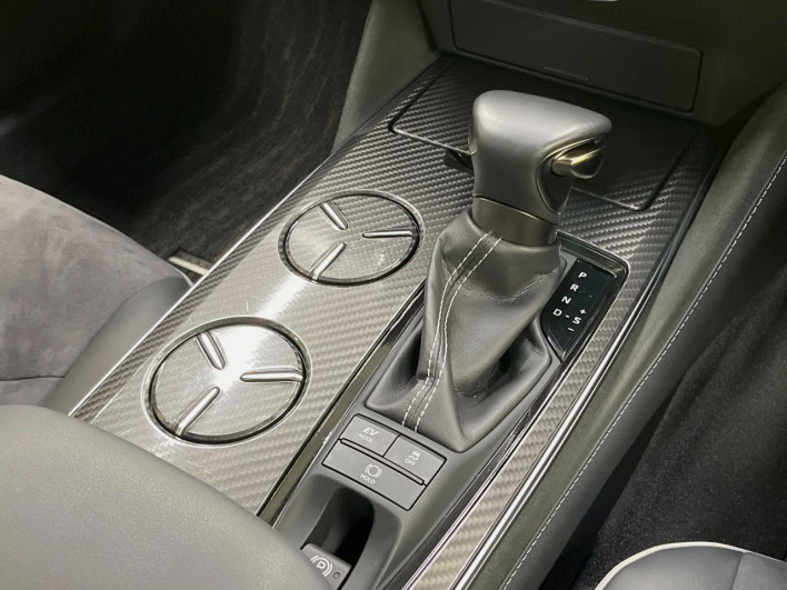 2019 Toyota Crown Hybrid 6AA-AZSH20 (UW-6a238f0c24786)[29]