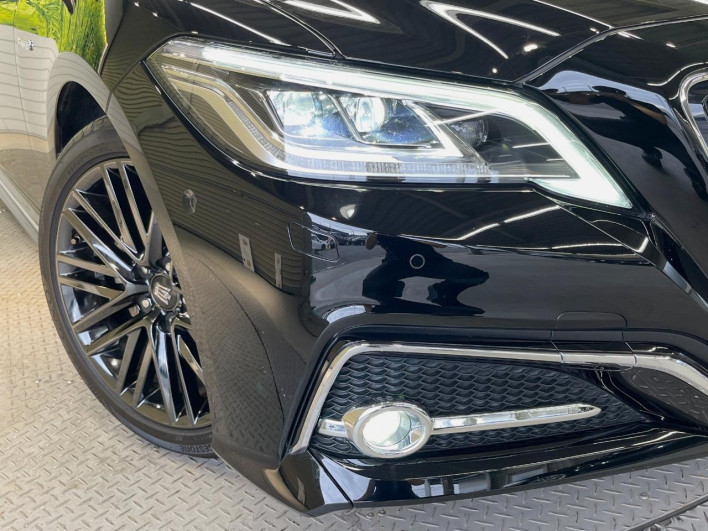 2019 Toyota Crown Hybrid 6AA-AZSH20 (UW-6a238f0c24786)[8]