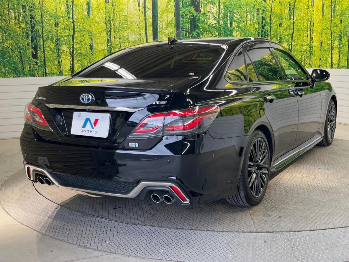2019 Toyota Crown Hybrid 6AA-AZSH20 (UW-6a238f0c24786)[19]