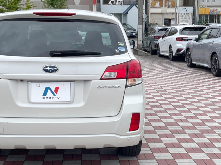 2011 Subaru Legacy Outback DBA-BR9 (UW-6a238f2e2fa89)[12]