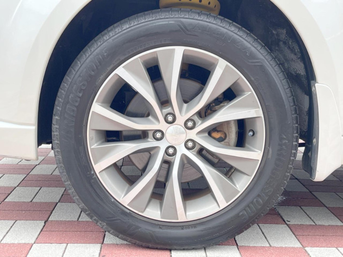 2011 Subaru Legacy Outback DBA-BR9 (UW-6a238f2e2fa89)[16]