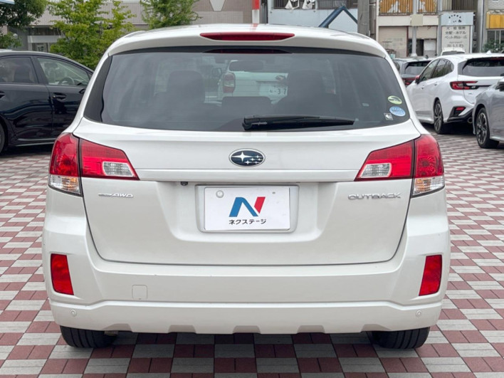 2011 Subaru Legacy Outback DBA-BR9 (UW-6a238f2e2fa89)[10]