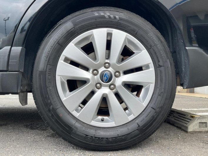 2016 Subaru Legacy Outback DBA-BS9 (UW-6a238f2eed0f5)[15]