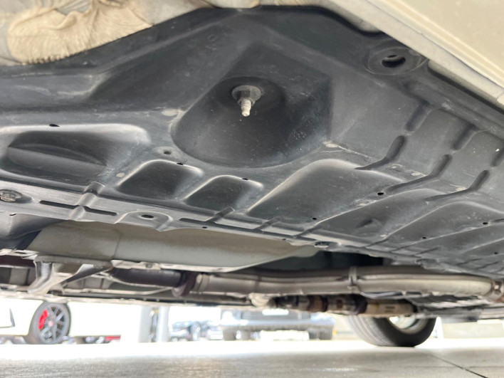 2008 Nissan Skyline DBA-CKV36 (UW-6a238f30d4340)[14]