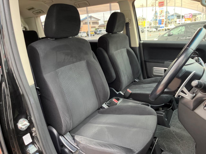 2013 Mitsubishi Delica D:5 LDA-CV1W (UW-6a238f31b65d7)[28]