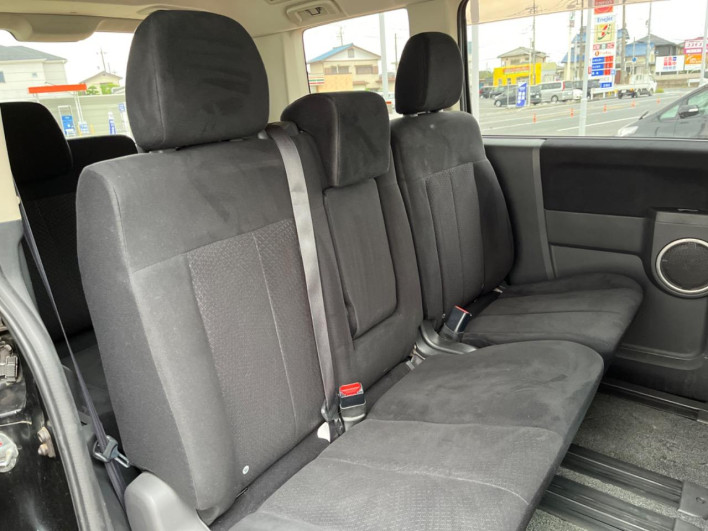 2013 Mitsubishi Delica D:5 LDA-CV1W (UW-6a238f31b65d7)[26]