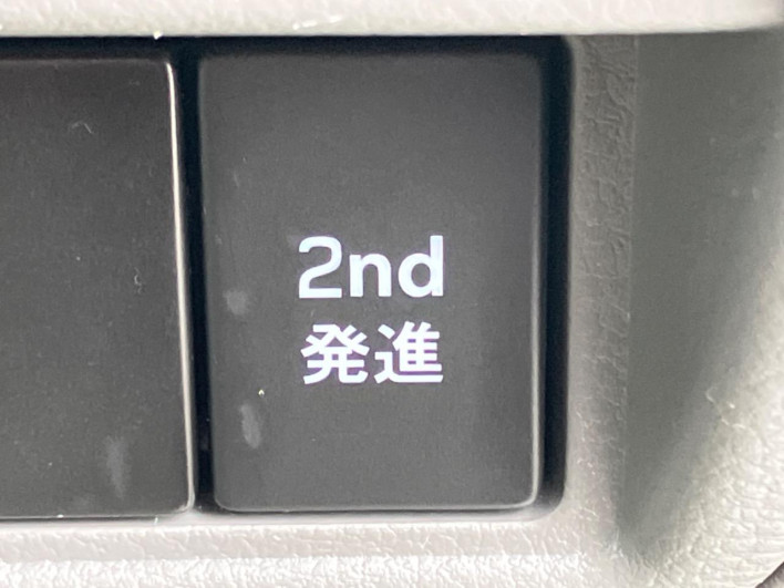 2020 Suzuki Every Wayout HBD-DA17V (UW-6a238f39aa37f)[12]