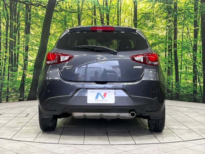 2016 Mazda Demio LDA-DJ5AS (UW-6a238f3c7e60a)[26]
