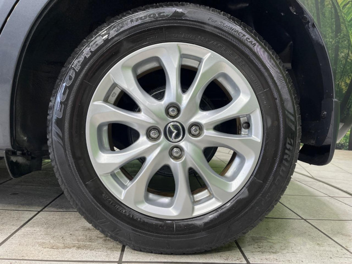 2016 Mazda Demio LDA-DJ5AS (UW-6a238f3c7e60a)[17]