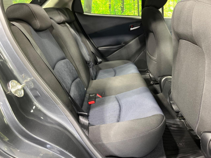 2016 Mazda Demio LDA-DJ5AS (UW-6a238f3c7e60a)[23]