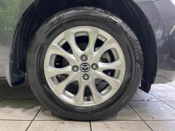 2016 Mazda Demio LDA-DJ5AS (UW-6a238f3c7e60a)[15]