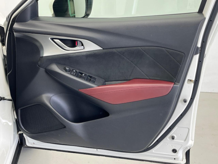 2015 Mazda CX-3 LDA-DK5FW (UW-6a238f3e20fb3)[27]