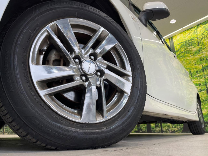2013 Nissan Note DBA-E12 (UW-6a238f425ac3a)[9]