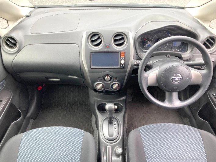 2013 Nissan Note DBA-E12 (UW-6a238f42845fa)[20]