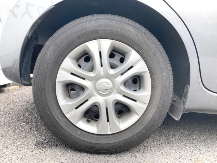 2013 Nissan Note DBA-E12 (UW-6a238f42845fa)[14]