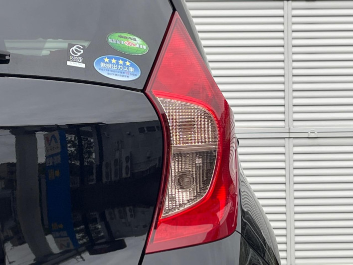 2014 Nissan Note DBA-E12 (UW-6a238f4335008)[16]