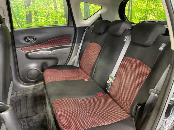 2016 Nissan Note DBA-E12 (UW-6a238f4533b85)[11]