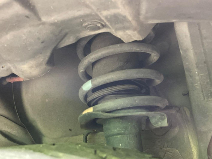 2016 Nissan Note DBA-E12 (UW-6a238f4533b85)[6]