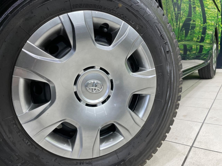 2019 Toyota Hiace Van QDF-GDH201V (UW-6a238f559fa5b)[5]